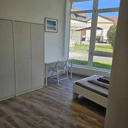- Large House With 4 With 2-4 Bedrooms Near Ravensburg