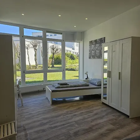 - Large House With 4 With 2-4 Bedrooms Near Ravensburg