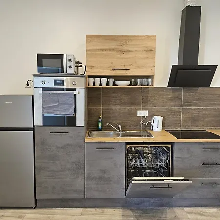 Apartment - Large 4 Near Ravensburg