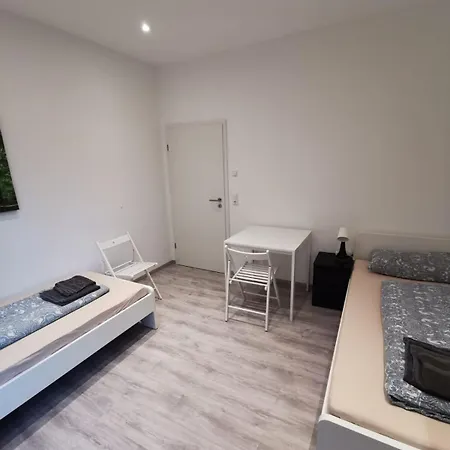 Appartement - Large House With 4 With 2-4 Bedrooms Near Ravensburg *