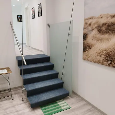 - Large House With 3 With 3-4 Bedrooms Near Ravensburg Apartament Baienfurt