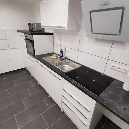 - Large House With 3 With 3-4 Bedrooms Near Ravensburg *