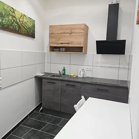 - Large House With 4 With 2-4 Bedrooms Near Ravensburg
